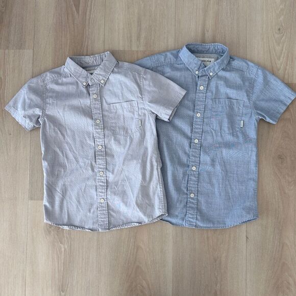 Boys Quicksilver Short Sleeve Button Up Set of Two, Size 8, Light Gray and Blue - Picture 1 of 9